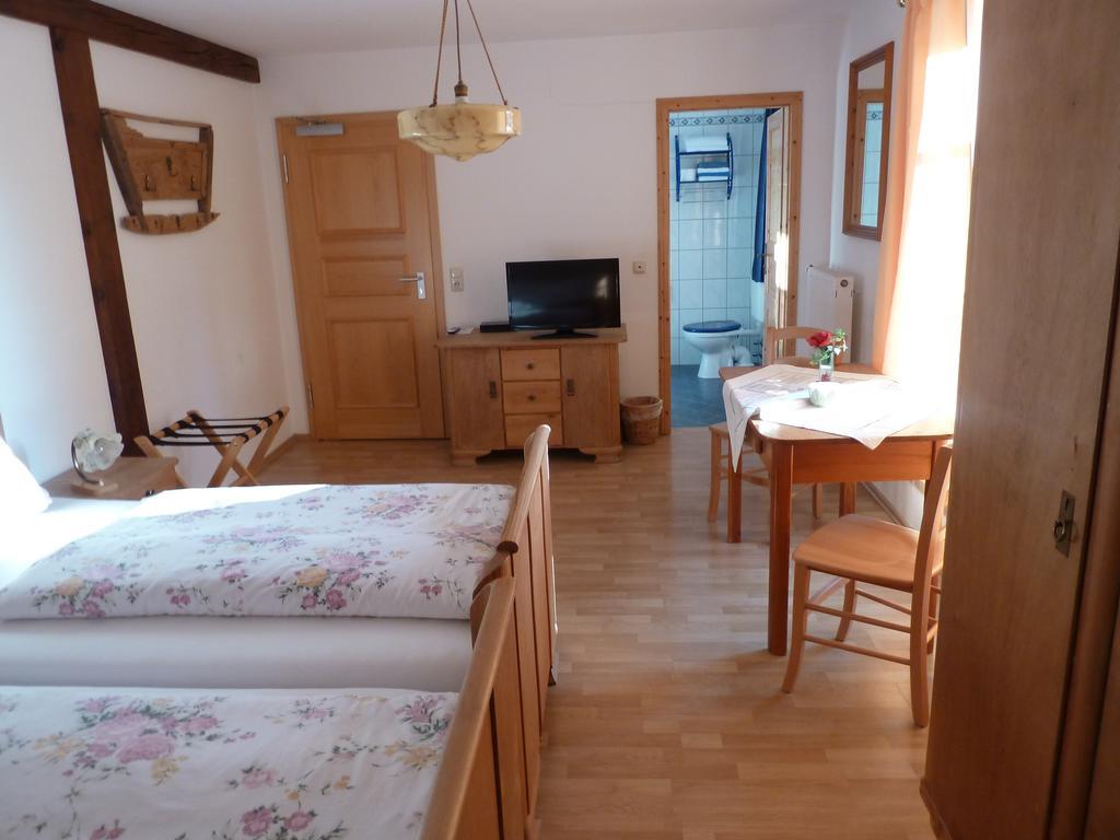 Pension Untere Muehle Burghaun Экстерьер фото